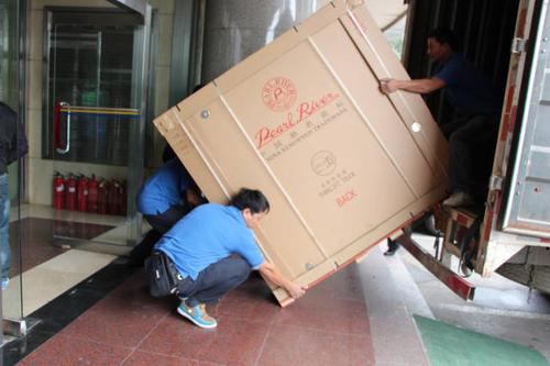 雨花钢琴贵重工艺品无忧运